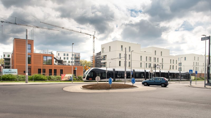 Vue du passage du tram ecoquartier