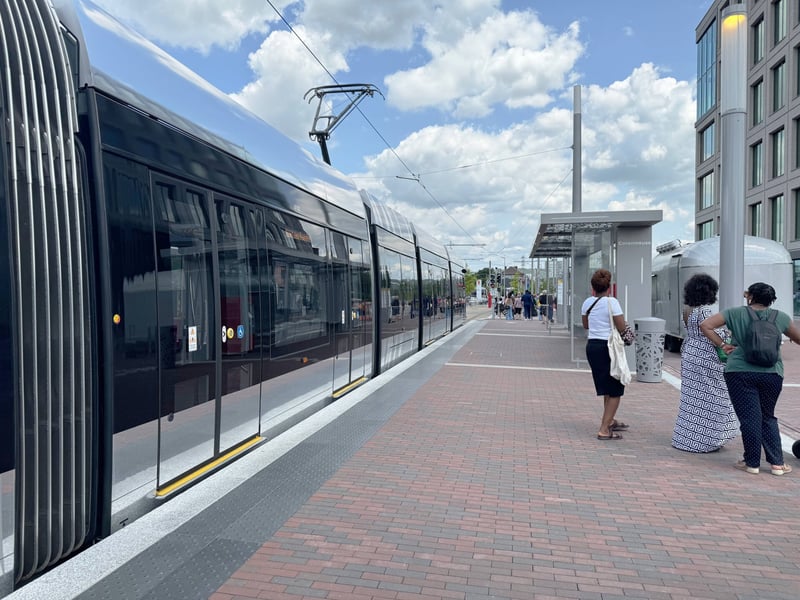 arrêt de tram Coronmeuse